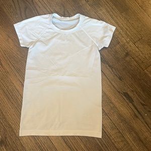 Lulu lemon top size 6